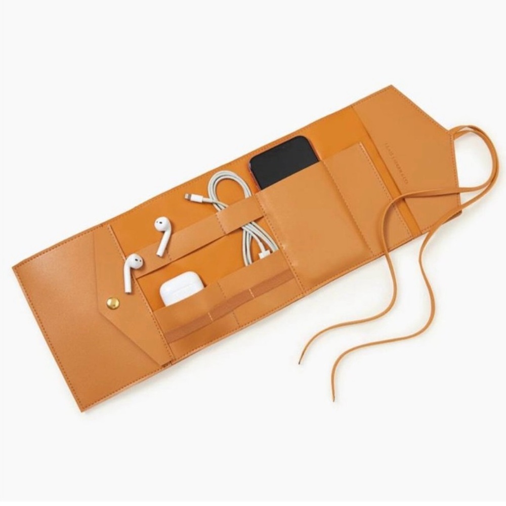 Glass Ladder & Co The Katherine Tech Organizer Roll